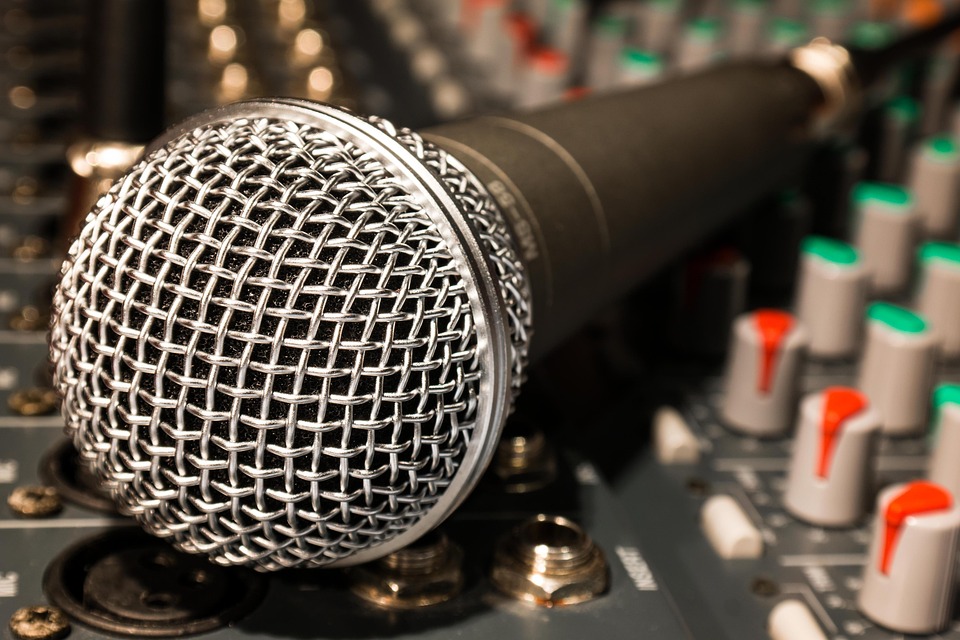 Navigating Your Career Path: Essential Roadmaps for Aspiring Music Teachers in the UK