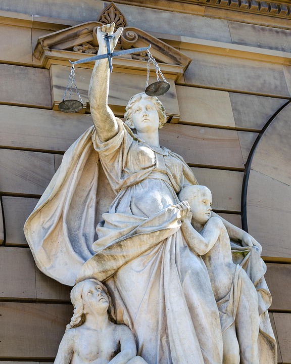 Essential Barrister Interview Guides: Tips and Strategies for Success in the UK