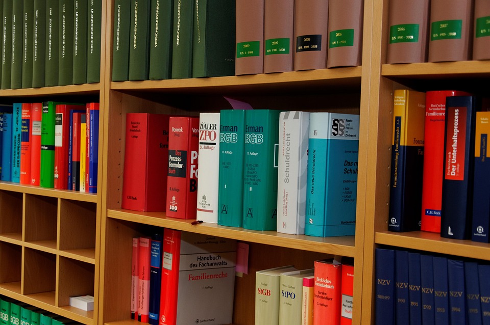 Essential Law Clerk Interview Guides: Tips and Strategies for Success in the UK