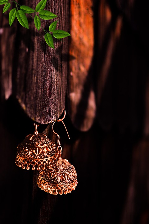 Unlocking Success: A Comprehensive Career Roadmap for Aspiring Jewellery Designers