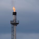 Crafting an Impressive Cover Letter for Oil and Gas Engineer Positions: Tips and Examples