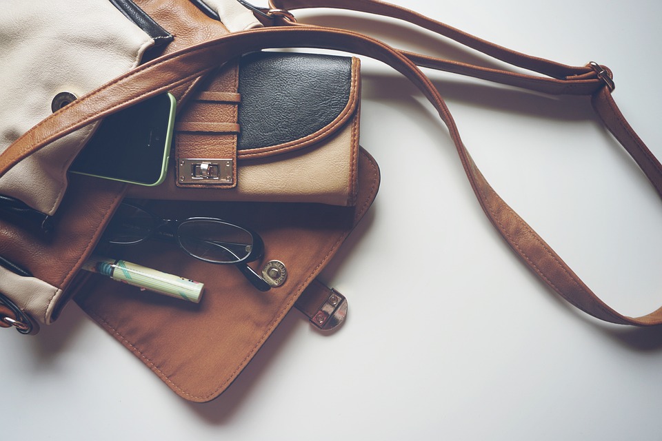 Essential Personal Banker CV Template: Stand Out in the UK Job Market
