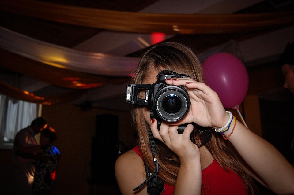 Navigating a Career in Photojournalism: Essential Roadmaps for Aspiring Photojournalists