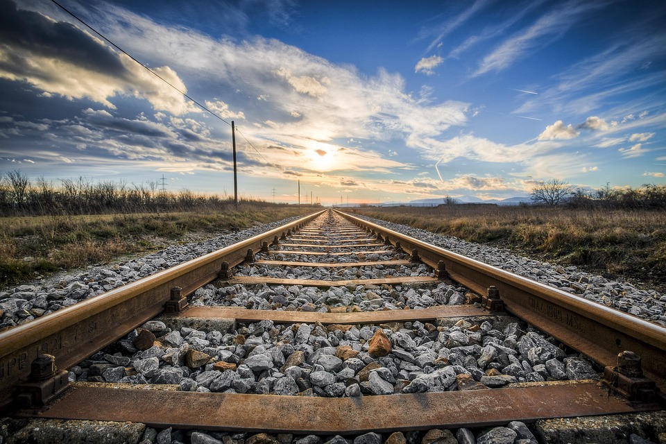 Crafting an Impressive Rail Engineer Cover Letter: Tips and Examples for Success