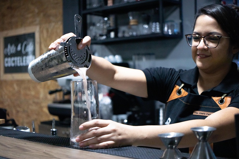 Crafting Your Future: A Comprehensive Career Roadmap for Aspiring Bartenders