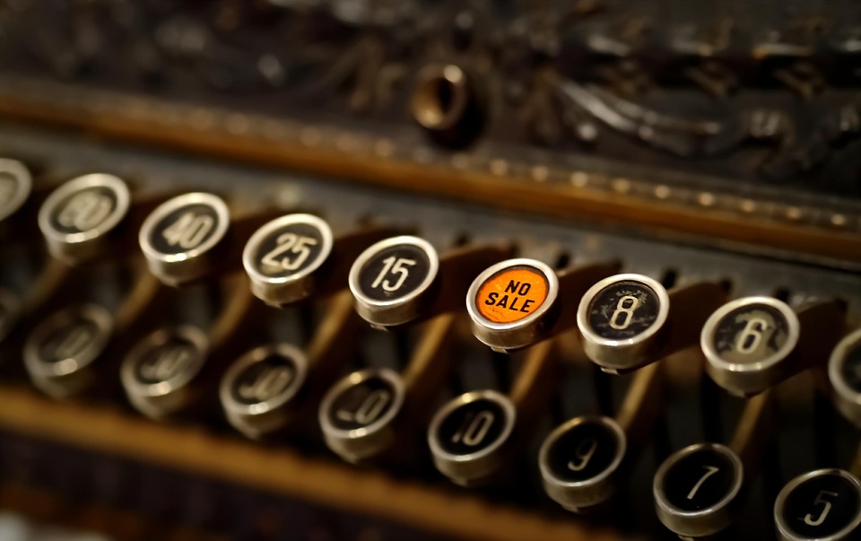 Navigating Your Career Roadmap as a Cashier: Essential Steps for Success