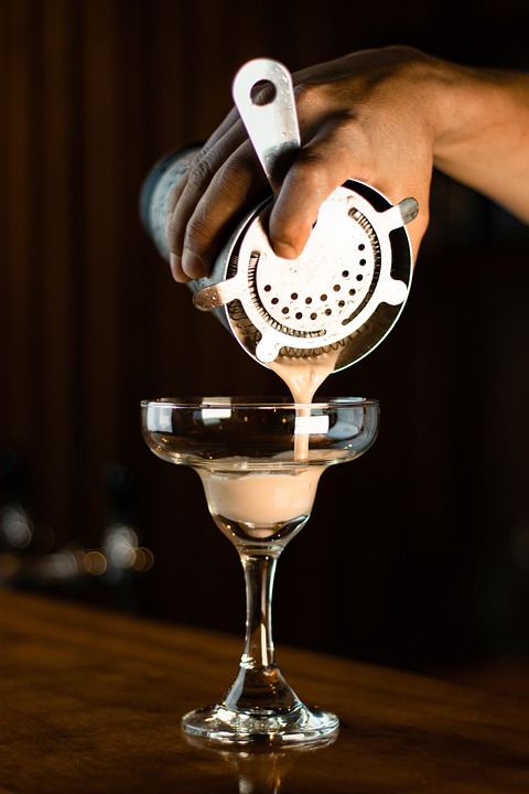 Essential Bartender Resume Template: Stand Out in the UK Job Market