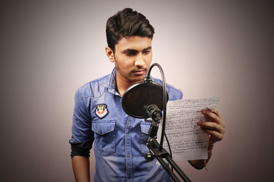 Essential Voice-Over Artist Resume Template: Stand Out in the UK Industry