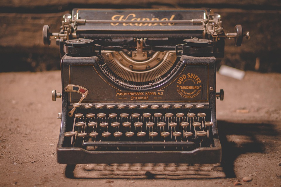 Navigating Your Career Path as an Editor: Essential Roadmaps for Success