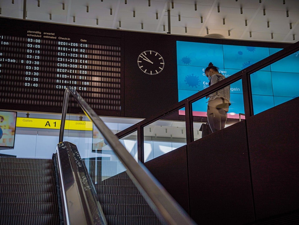 Crafting an Effective Cover Letter for Geographical Information Systems Specialist Roles: Tips and Examples