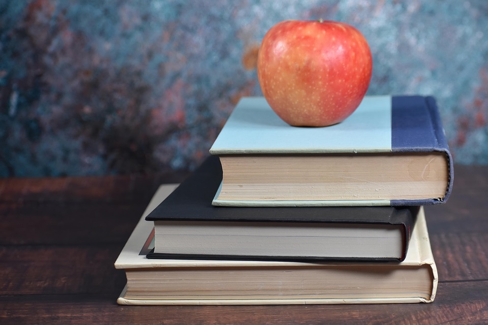 Crafting the Perfect Cover Letter for English Teacher Positions: Tips and Examples for Success