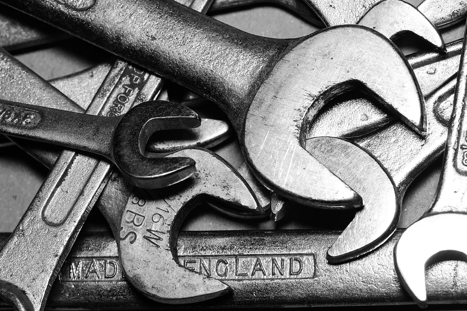 Essential Interview Guide for Maintenance Engineers: Tips and Techniques to Secure Your Next Job