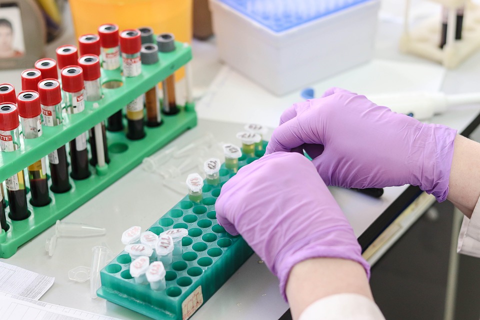 Crafting an Impressive Laboratory Technician Cover Letter: Tips and Examples for Success
