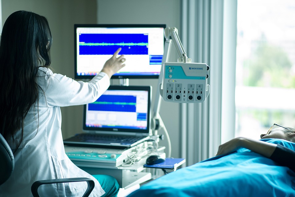 Essential Interview Guides for Aspiring Medical Laboratory Assistants: Tips and Techniques for Success