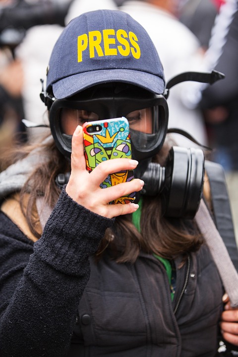Essential Interview Guides for News Reporters: Tips to Ace Your Next Story