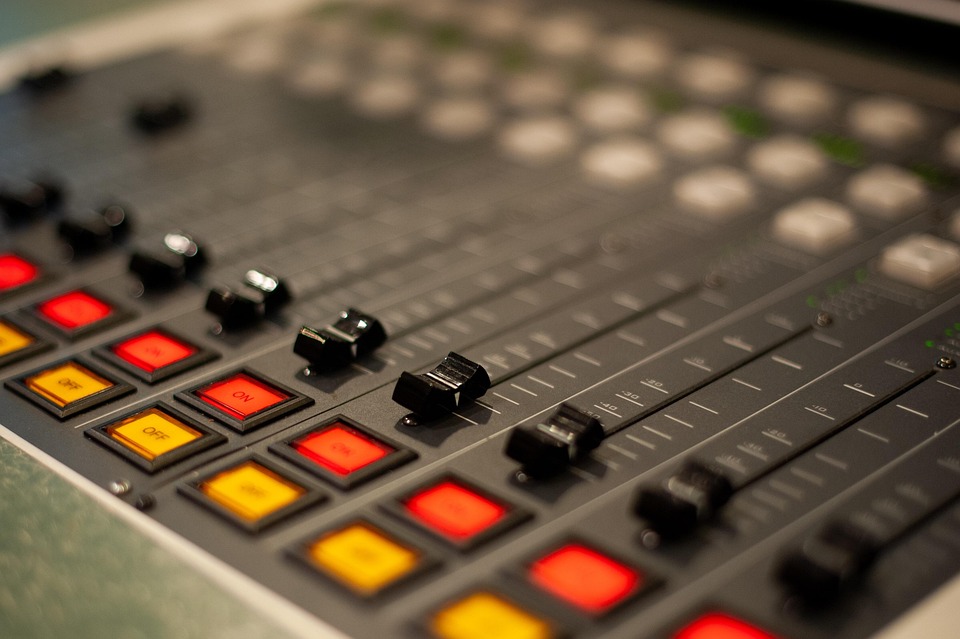 Essential Sound Engineer Resume Template: Stand Out in the UK Job Market