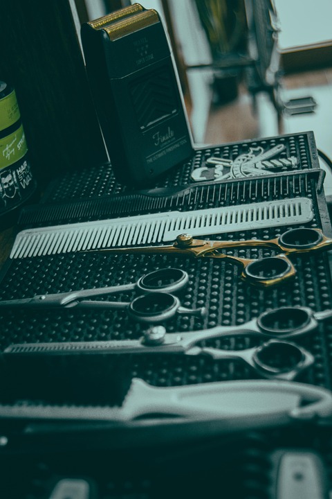 How to Craft a Winning Cover Letter for Hairdresser Positions: Tips and Templates
