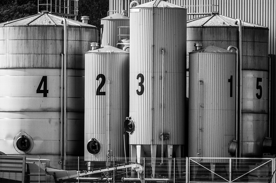 Essential Interview Guide for Production Managers: Key Questions and Tips for Success
