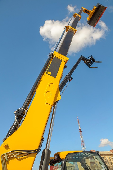 Crafting an Impressive Cover Letter for Forklift Operator Positions: Tips and Examples