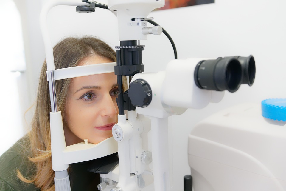 Essential Optician Resume Template: Stand Out in Your Job Application
