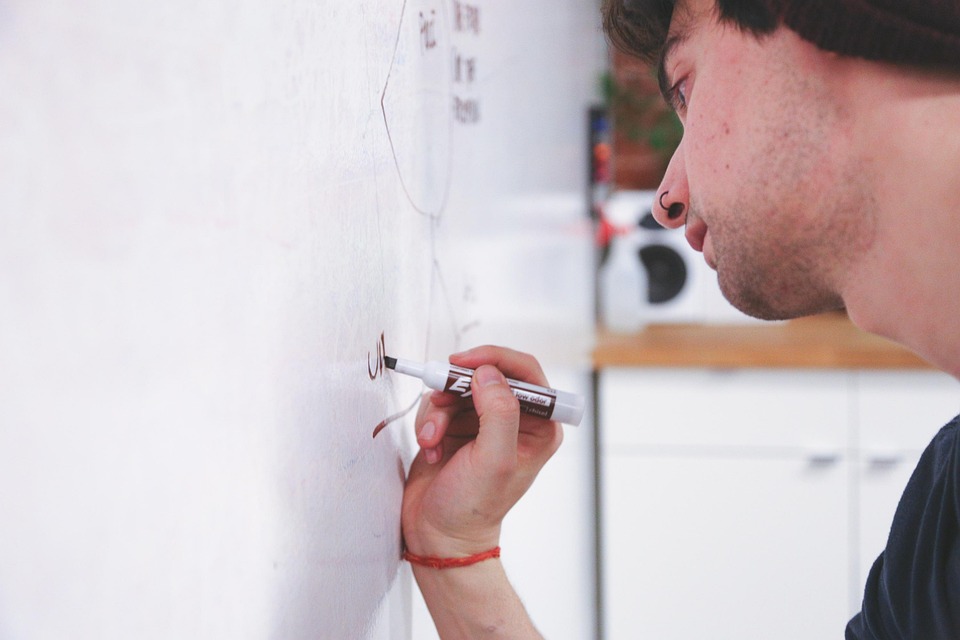 Crafting the Perfect Cover Letter for an Information Technology Manager Position: Tips and Examples